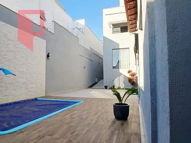 Casa com 300m² 4 quartos e 3 banheiros, à venda, no bairro Caiçaras em Belo Horizonte