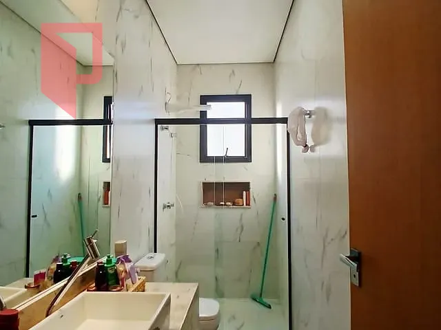 Casa com 300m² 4 quartos e 3 banheiros, à venda, no bairro Caiçaras em Belo Horizonte