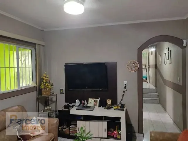 Casa com 192m² 2 quartos e 2 banheiros, à venda, no bairro Chácara Seis de Outubro em São Paulo