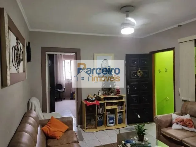 Casa com 192m² 2 quartos e 2 banheiros, à venda, no bairro Chácara Seis de Outubro em São Paulo
