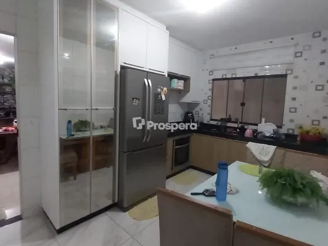 Casa com 180m² 3 quartos e 1 banheiro, à venda, no bairro Setor Summerville 1ª e 2ª Etapa em Anápolis