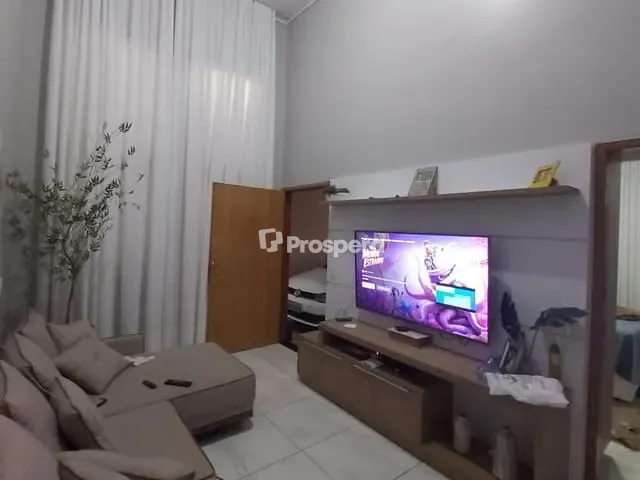 Casa com 180m² 3 quartos e 1 banheiro, à venda, no bairro Setor Summerville 1ª e 2ª Etapa em Anápolis