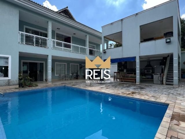 Casa com 558m² 6 quartos e 2 banheiros, à venda, no bairro Campo Grande em Rio de Janeiro
