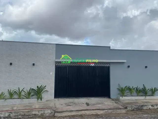Casa com 390m² 4 quartos e 2 banheiros, à venda, no bairro Gurupi em Teresina