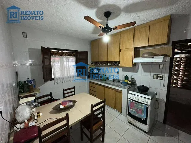 Casa 4 quartos e 2 banheiros, à venda, no bairro Centro em Maricá