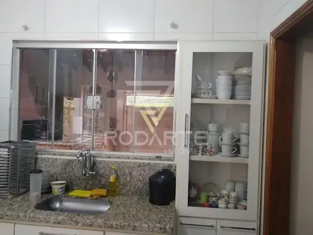 Casa com 200m², à venda, no bairro Parque Residencial Emir Garcia em Ribeirão Preto
