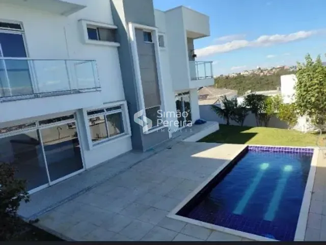 Casa com 246m² 3 quartos e 3 banheiros, à venda, no bairro Spina Ville II em Juiz de Fora