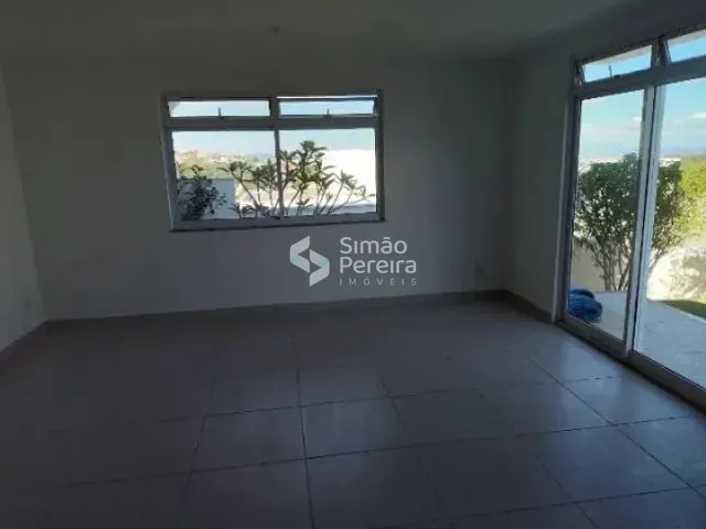 Casa com 246m² 3 quartos e 3 banheiros, à venda, no bairro Spina Ville II em Juiz de Fora