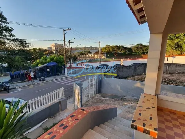Casa com 366m² 3 quartos e 1 banheiro, à venda, no bairro Centro em Vinhedo