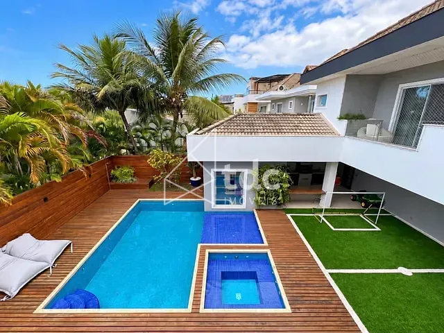 Casa 4 quartos e 7 banheiros, à venda ou para alugar, no bairro Barra da Tijuca em Rio de Janeiro