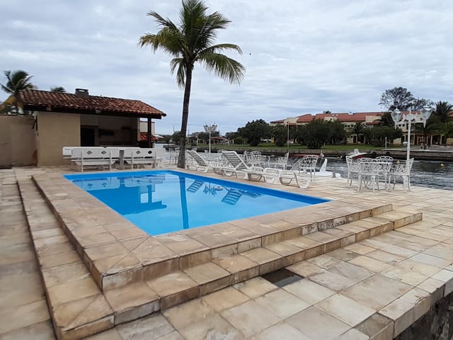 Casa com 2560m² 3 quartos e 2 banheiros, à venda, no bairro Gamboa em Cabo Frio