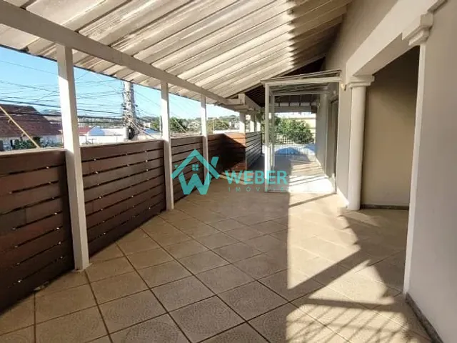 Casa com 300m² 3 quartos e 1 banheiro, para alugar, no bairro Rincão em Novo Hamburgo
