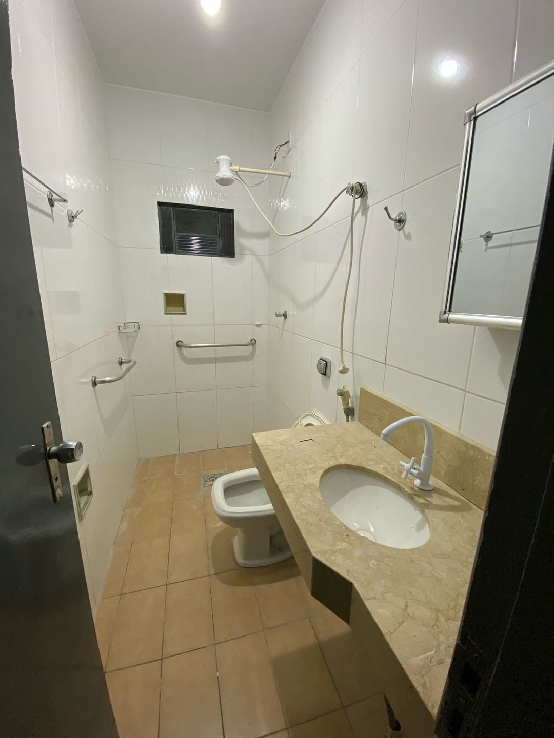 Casa à venda com 3 quartos, 220m² - Foto 12