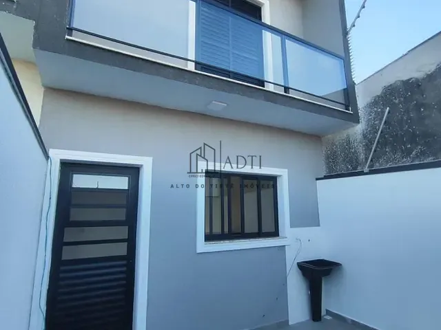 Casa 2 quartos e 3 banheiros, à venda, no bairro Jardim Modelo em Mogi das Cruzes