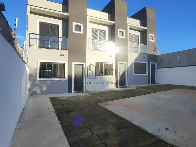 Casa 2 quartos e 3 banheiros, à venda, no bairro Jardim Modelo em Mogi das Cruzes