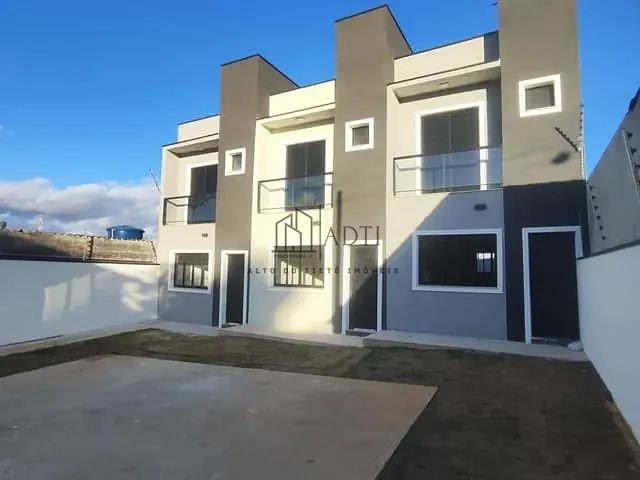 Casa 2 quartos e 3 banheiros, à venda, no bairro Jardim Modelo em Mogi das Cruzes