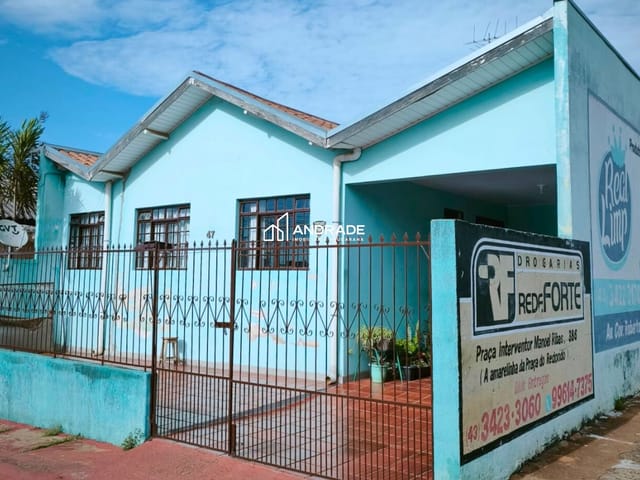 Casa com 200m² 5 quartos e 2 banheiros, à venda, no bairro Núcleo Habitacional Castelo Branco em Apucarana