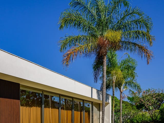 Casa com 1320m² 4 quartos e 4 banheiros, à venda, no bairro Setor de Habitações Individuais Sul em Brasília