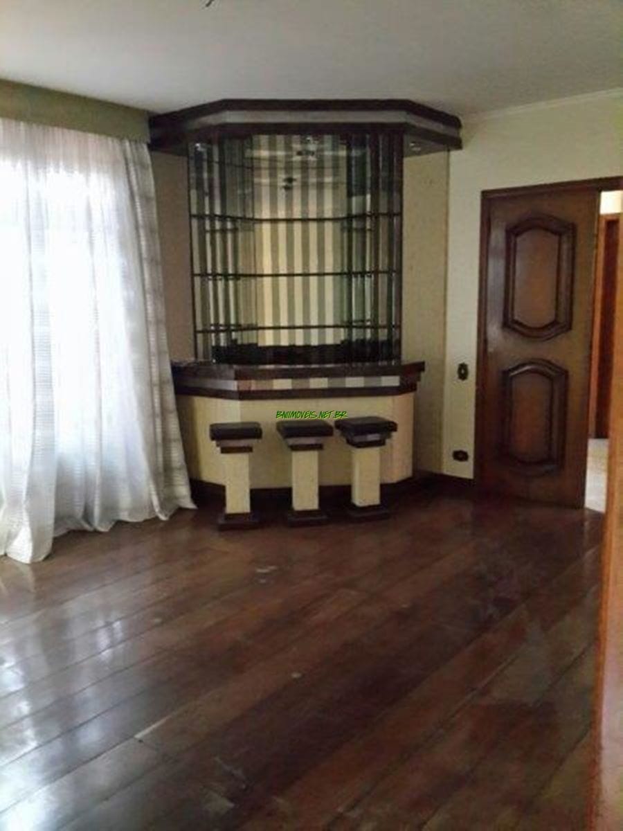 Casa, 4 quartos, 420 m² - Foto 1