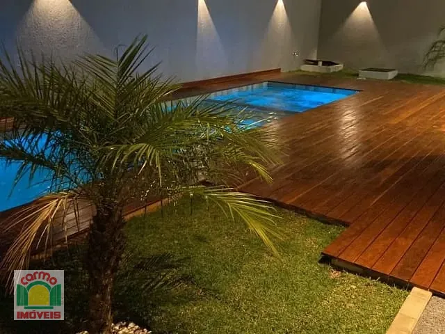 Casa com 420m² 3 quartos e 6 banheiros, à venda, no bairro Condomínio Residencial Grand Trianon em Anápolis