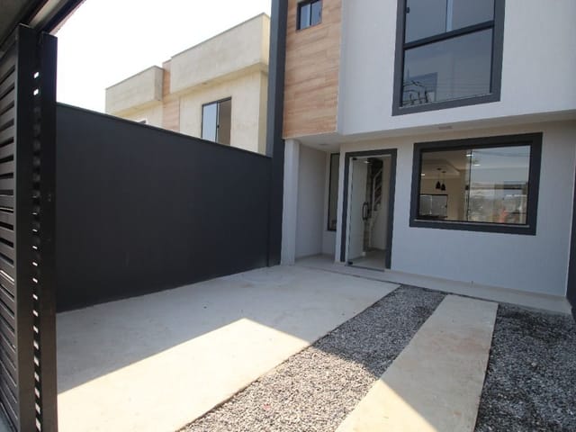 Foto do Casa - Casa Duplex Com 2 Suítes a Venda com Rgi em Campo Grande -Rj | Confiança Assessoria Imobiliaria LTDA