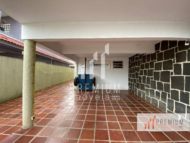 Casa com 260m² 4 quartos e 2 banheiros, à venda, no bairro CENTRO em PONTA GROSSA