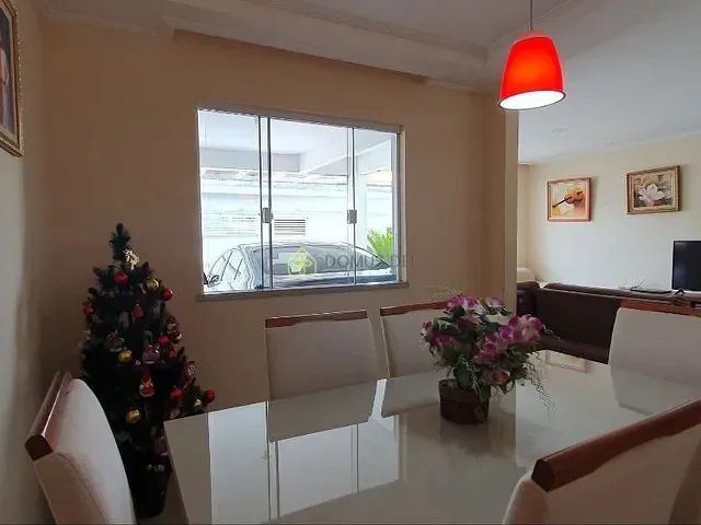 Casa 4 quartos e 4 banheiros, à venda, no bairro Parque Ipiranga em Resende