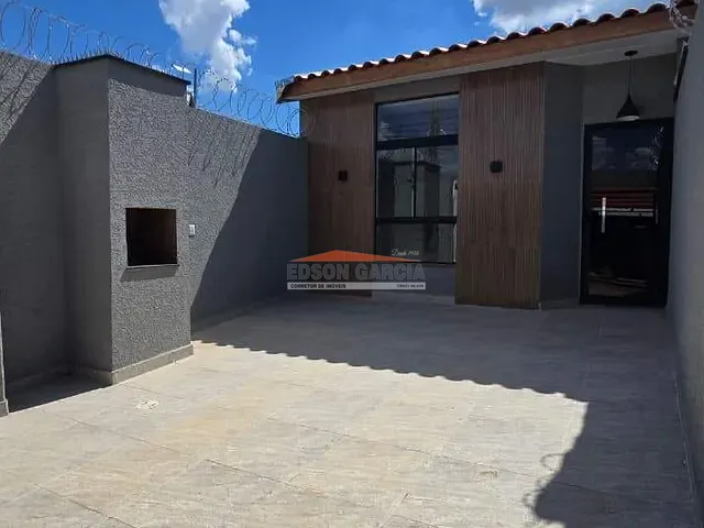 Casa 3 quartos e 2 banheiros, à venda, no bairro Parque São Bento em Sorocaba