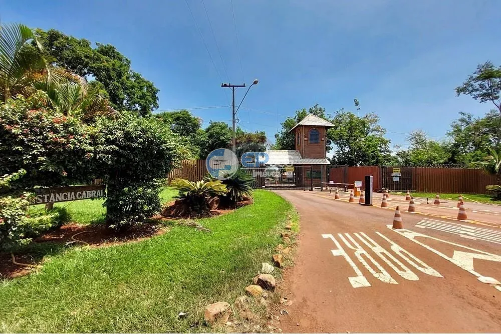 Casa, 3 quartos, 241 m² - Foto 1
