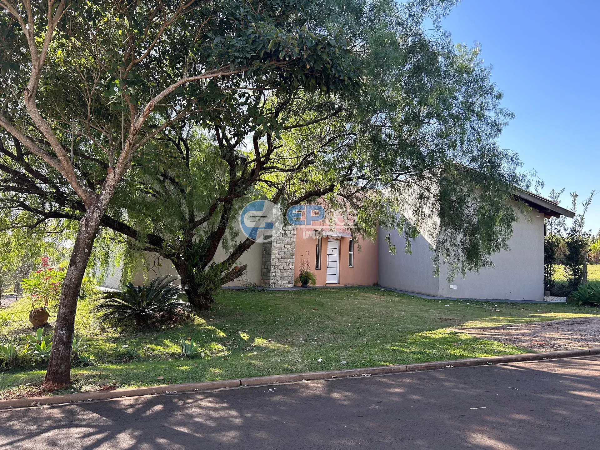 Casa, 3 quartos, 241 m² - Foto 3
