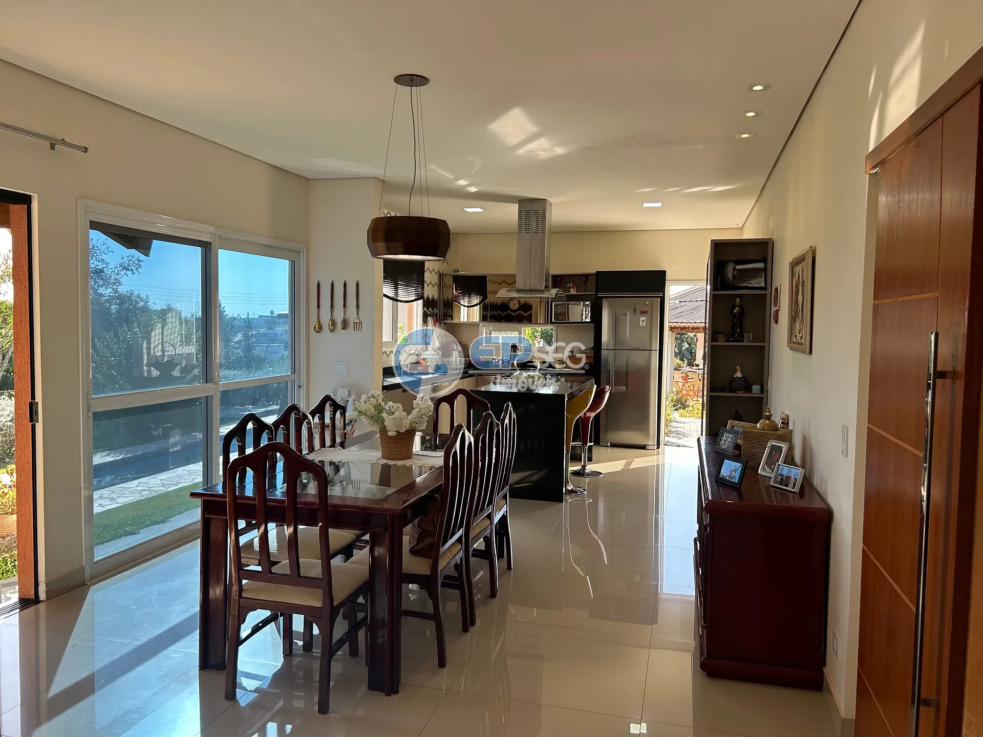 Casa, 3 quartos, 241 m² - Foto 9