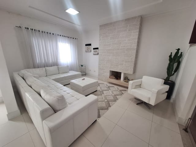 Casa com 369m² 4 quartos e 6 banheiros, à venda, no bairro Urbanova em São José dos Campos