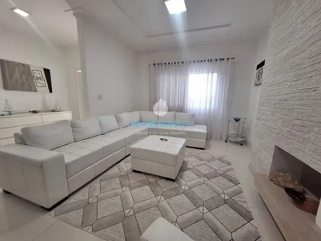 Casa com 369m² 4 quartos e 6 banheiros, à venda, no bairro Urbanova em São José dos Campos