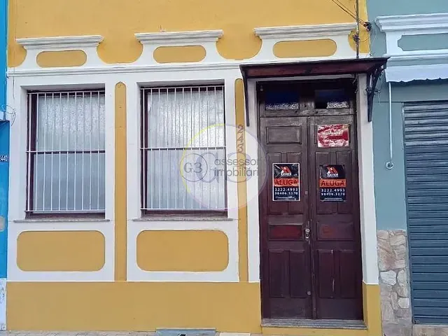 Casa para alugar, no bairro Centro em Pelotas