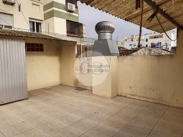 Casa para alugar, no bairro Centro em Pelotas