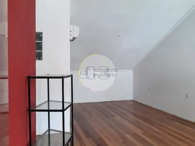 Casa para alugar, no bairro Centro em Pelotas