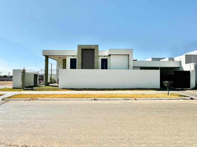 Casa 3 quartos e 4 banheiros, à venda, no bairro Jardim das Orquídeas  em Nova Mutum