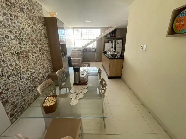 Casa 3 quartos e 1 banheiro, para alugar, no bairro Alves de Souza em Paulo Afonso