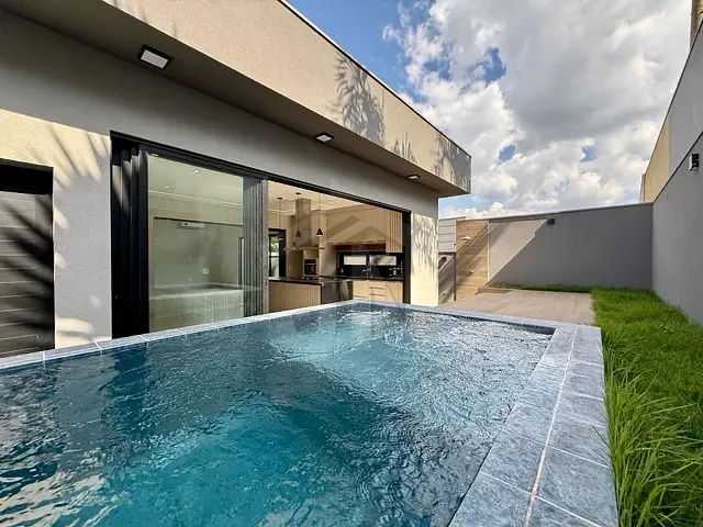 Casa com 367m² 3 quartos e 5 banheiros, à venda, no bairro Vila do Golf em Ribeirão Preto