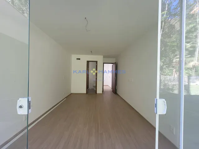 Casa 3 quartos e 3 banheiros, à venda, no bairro Carangola em Petrópolis