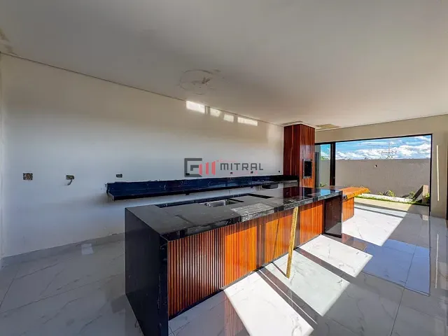 Casa com 280m² 3 quartos e 4 banheiros, à venda, no bairro Gleba Simon Frazer em Londrina