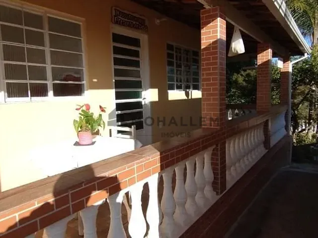 Casa com 250m² 1 quarto e 1 banheiro, à venda, no bairro Santa Bárbara em Piranguinho