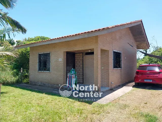 Casa com 325m² 2 quartos e 1 banheiro, à venda, no bairro Salinas em Balneário Barra do Sul