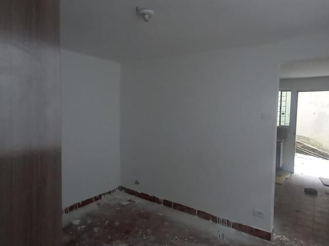 Casa com 35m² 1 quarto e 1 banheiro, para alugar, no bairro Jardim Imbé em São Paulo