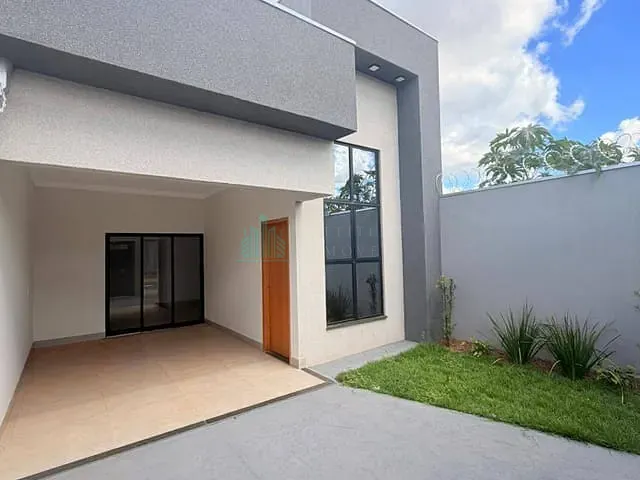 Casa 3 quartos e 2 banheiros, à venda, no bairro Loteamento Residencial Jardim Laranjeiras em Catalão