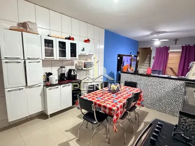 Casa 4 quartos e 4 banheiros, à venda, no bairro Jardim Novo II em Rio Claro