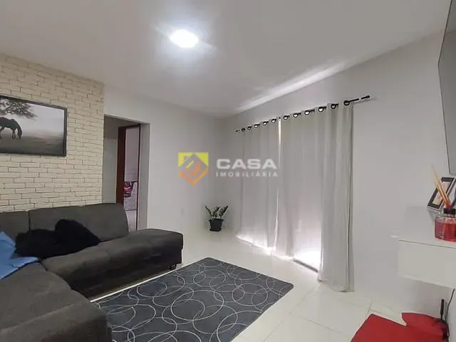 Casa 2 quartos e 1 banheiro, à venda, no bairro Vista da Serra II em Serra