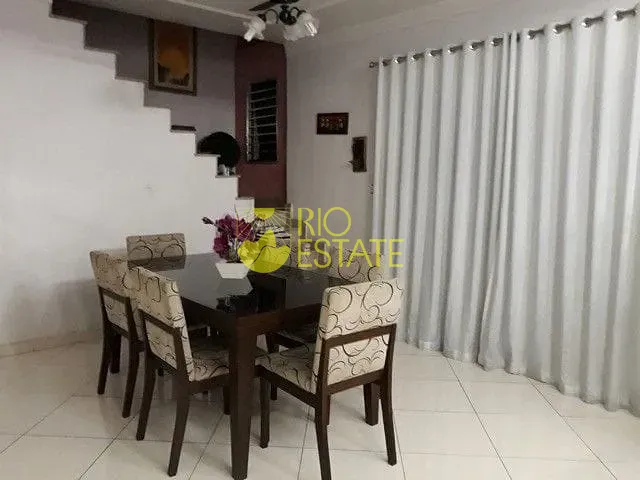 Casa com 300m² 3 quartos e 5 banheiros, à venda, no bairro Jardim Cidade do Aço em Volta Redonda