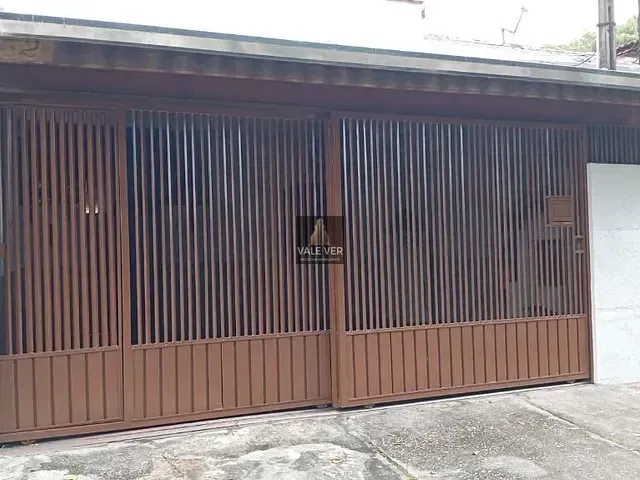 Casa com 156m² 2 quartos e 1 banheiro, à venda, no bairro Cidade Morumbi em São José dos Campos