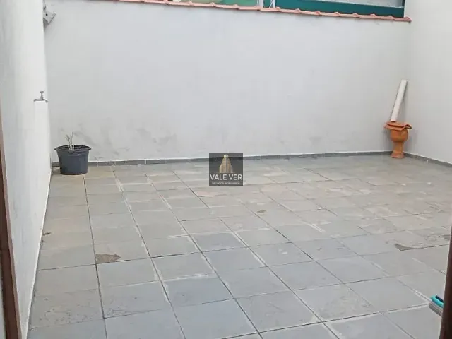 Casa com 156m² 2 quartos e 1 banheiro, à venda, no bairro Cidade Morumbi em São José dos Campos